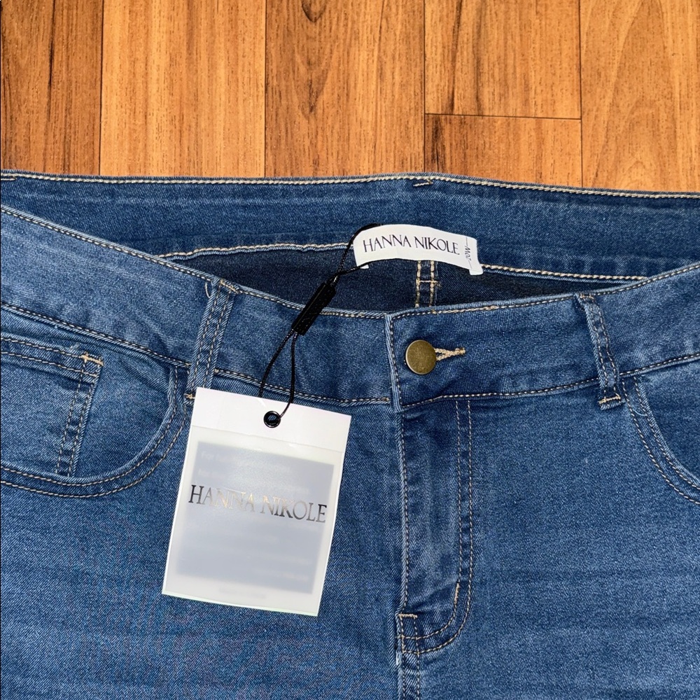 Hanna Nikole Women's Classic Blue Jeggings
